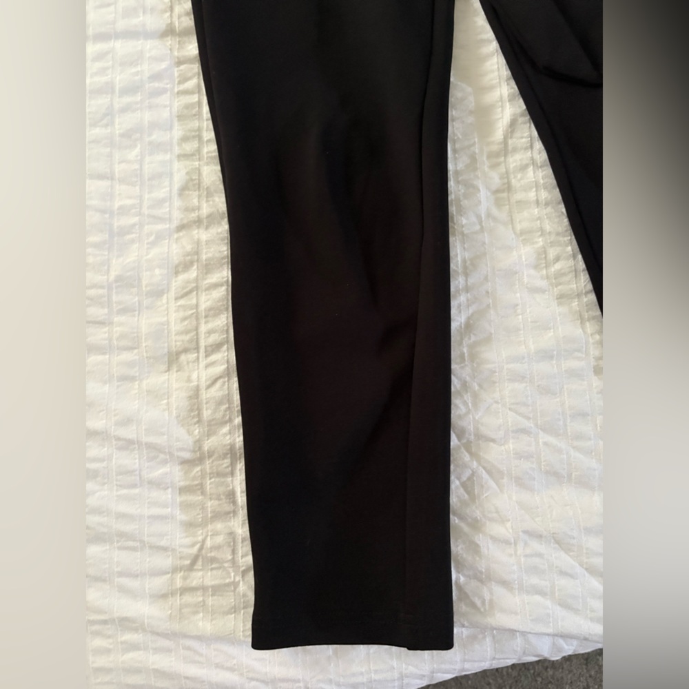 Bundle of pants - Picture 11 of 11